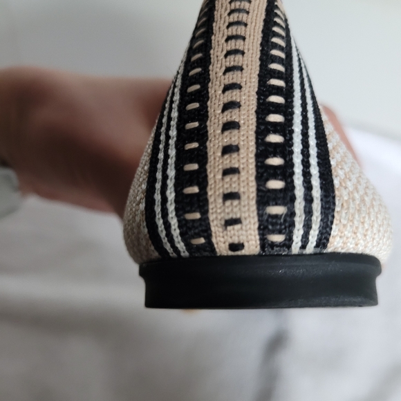 Rothy's Tuxedo Squares - 7.5 - Picture 3 of 6